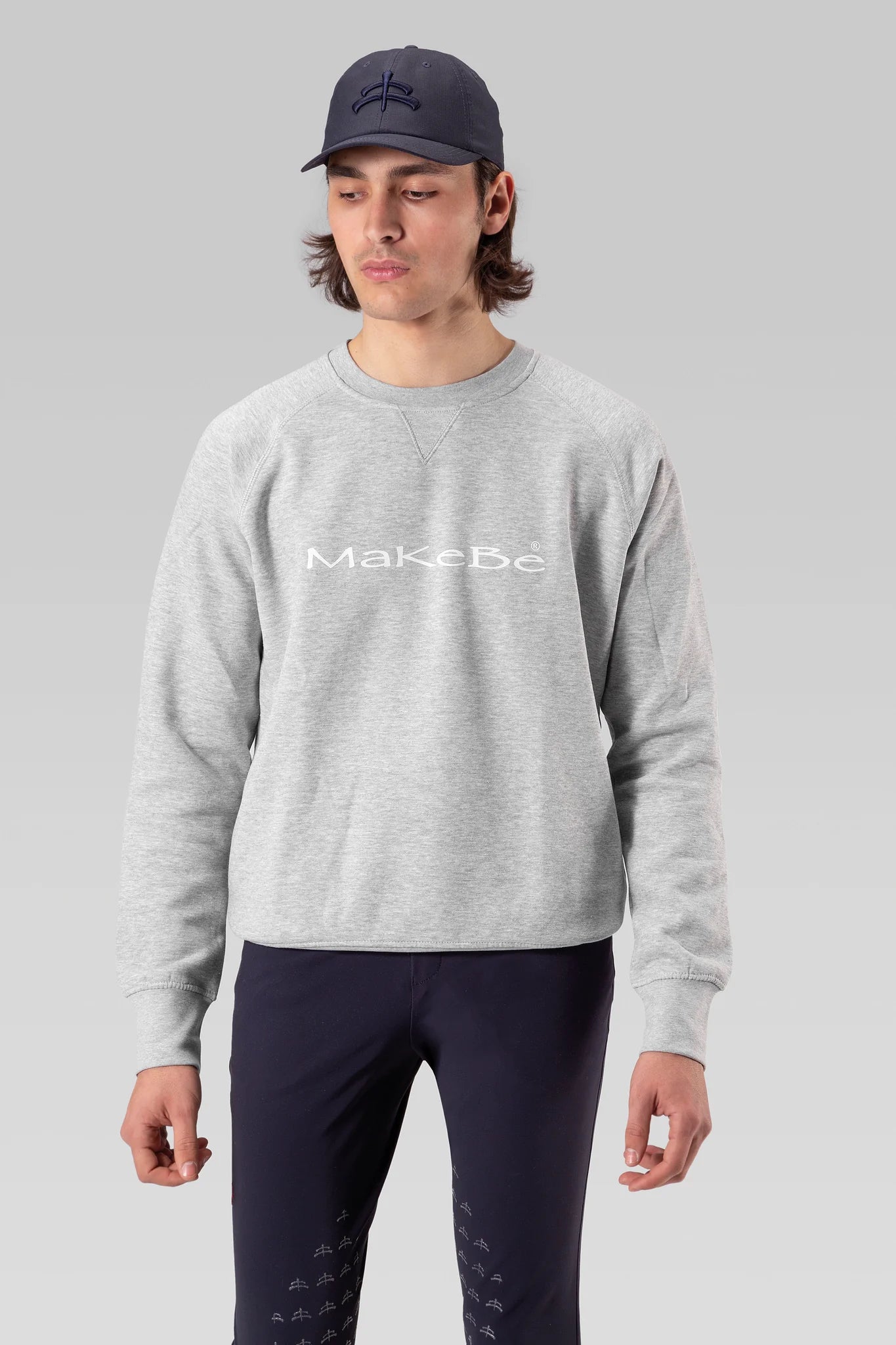 MAKEBE - Man Makebe Sweater