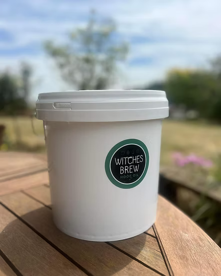 WITCHES BREW - Buckets