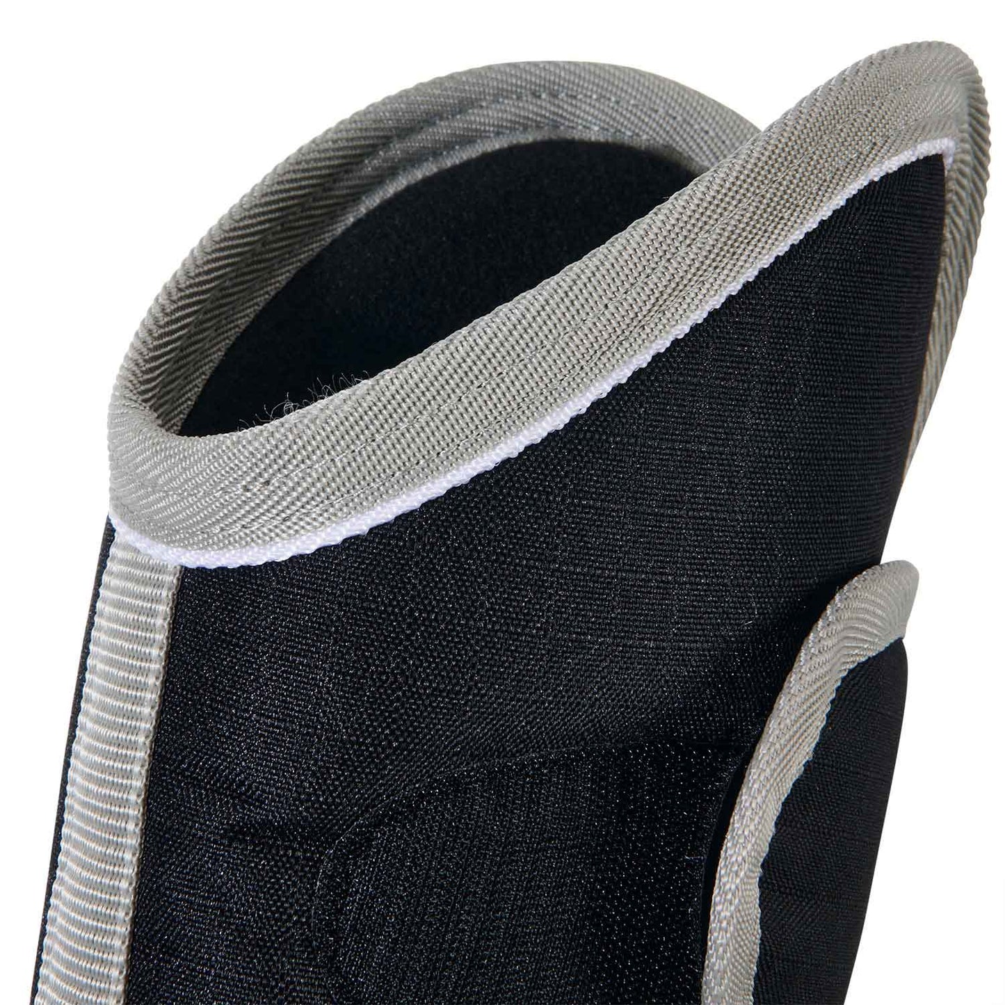 EQUESTRO - Travelling Boots Set and Tail Guard